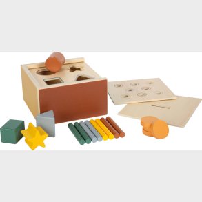 Montessori Shape-fitting Game