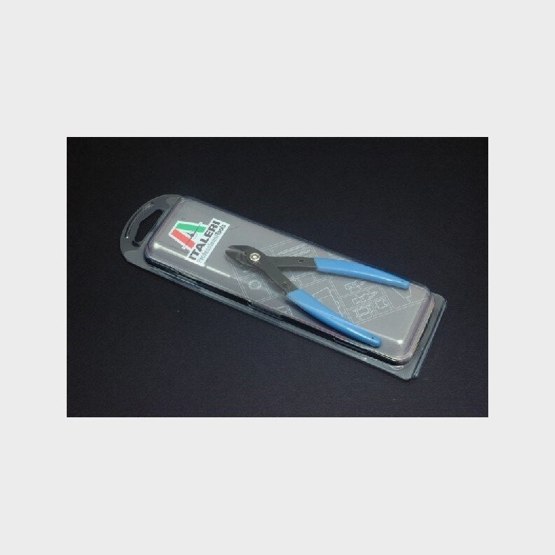 Skvbider Tang - Italeri