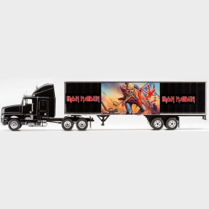 Revell 07740 - Iron Maiden Tour Truck - 1:32 - Build And Paint