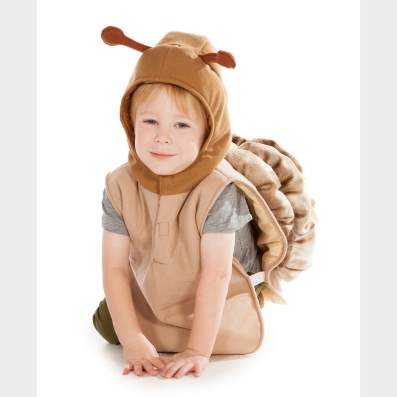 Pretend to Bee | Snegl, str. 3-7 r