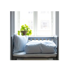 bySKAGEN Sengetj - lysebl striber