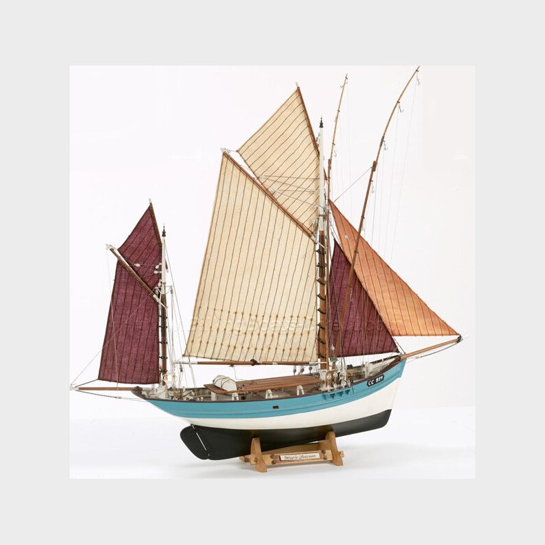 Billing Boats - Marie Jeanne 580 - 1:50 - Bb580