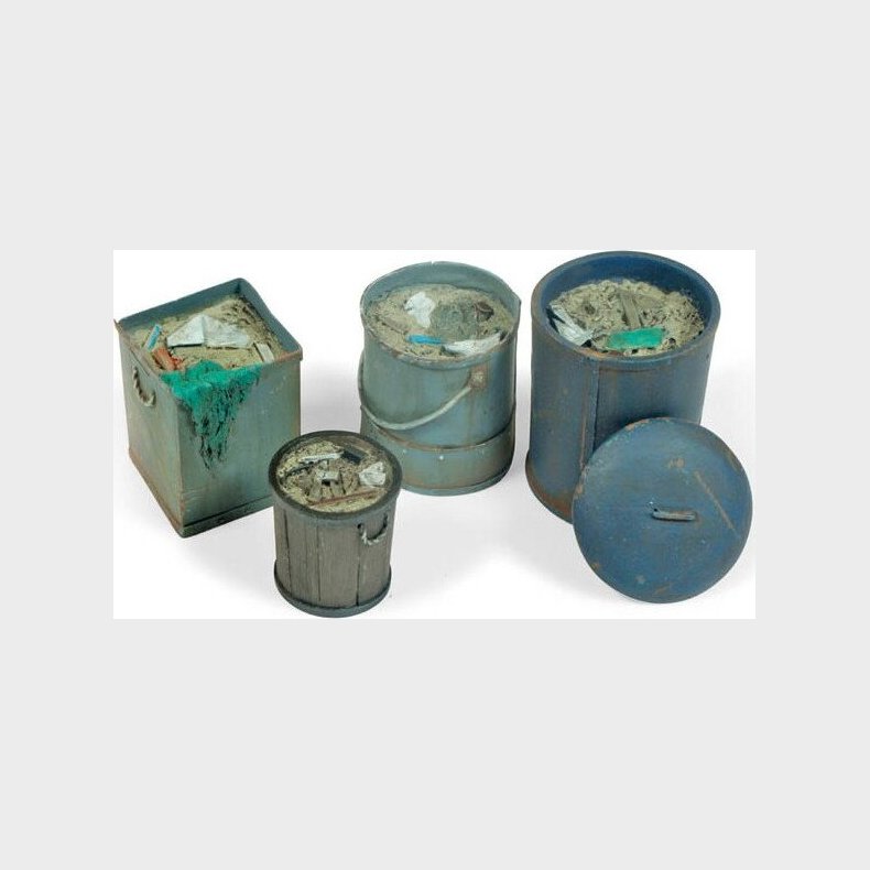 Vallejo Scenics - Assorted Garbage Bins - Sc213