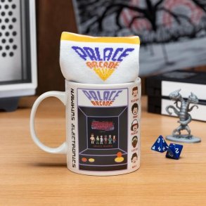 Stranger Things Krus Og Strmper - Hawkins Palace Arcade - 300 Ml