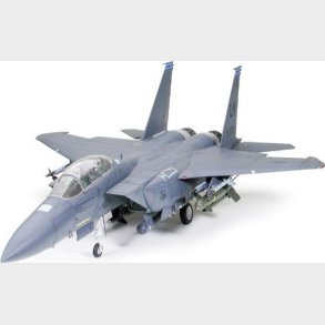 Tamiya - F-15e Bunker Buster Modelfly Byggest - 1:32 - 60312