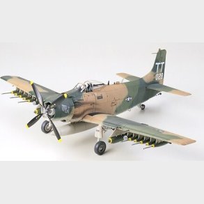 Tamiya - Douglas A-1j Skyraider Modelfly Byggest - 1:48 - 61073
