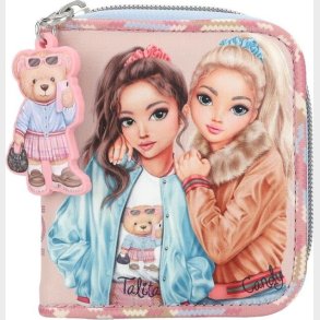 Topmodel - Pung Team Teddy