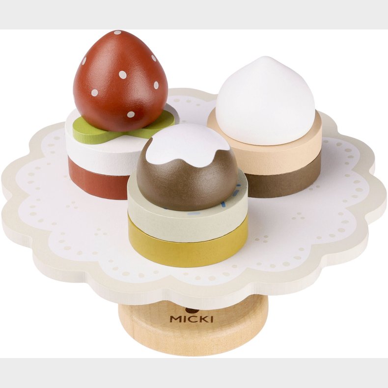 Micki Kagefad med Kager