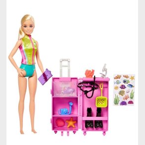 Barbie Dukkest - Marine Biologist