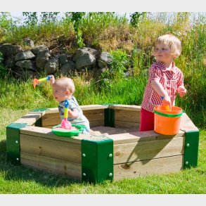 H&ouml;rby Bruk Tr� Sandkasse 150