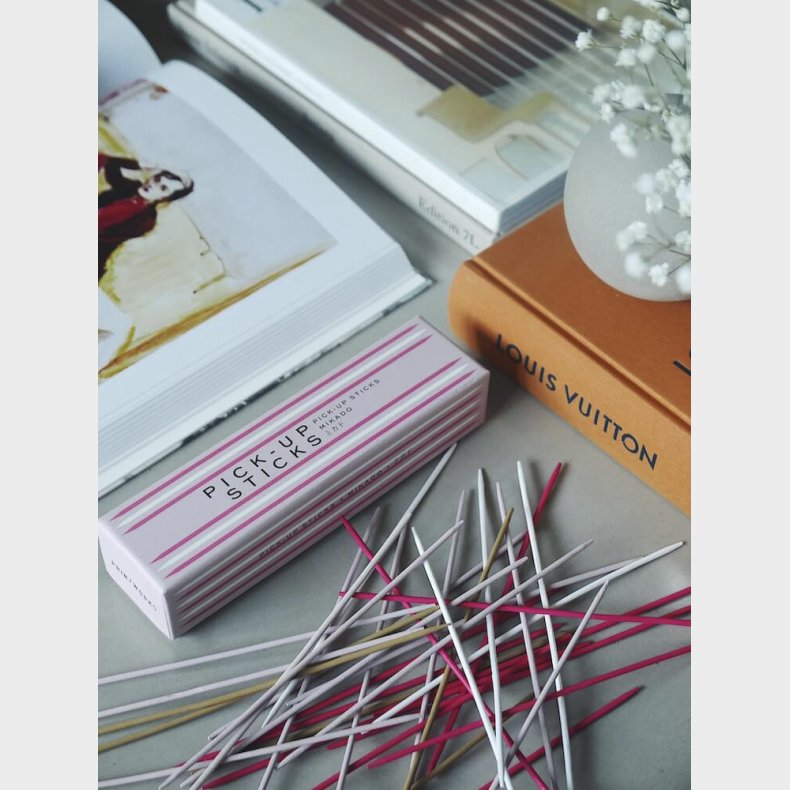 Play Pick up Sticks New