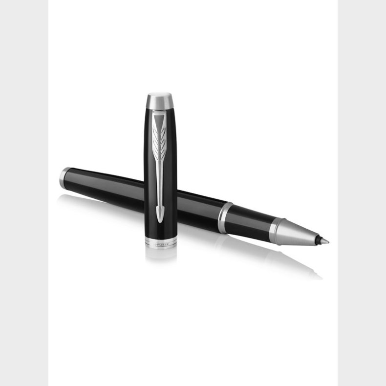 Parker IM-kuglepen | sort lak med detaljer i krom | fin spids sort blk | gaveske