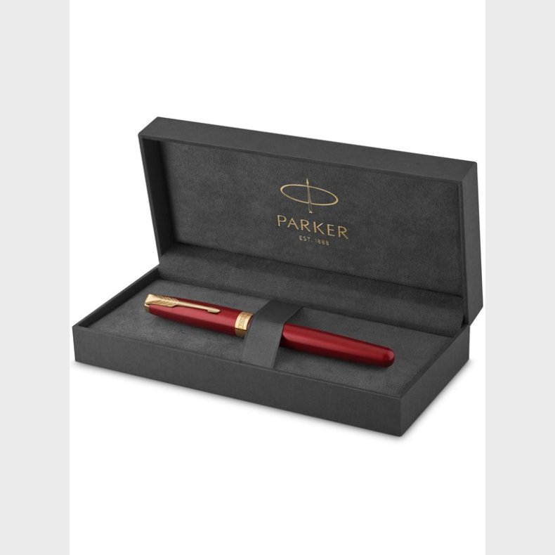 Parker Sonnet-fyldepen | rd lak med detaljer i guld | medium spids | gaveske