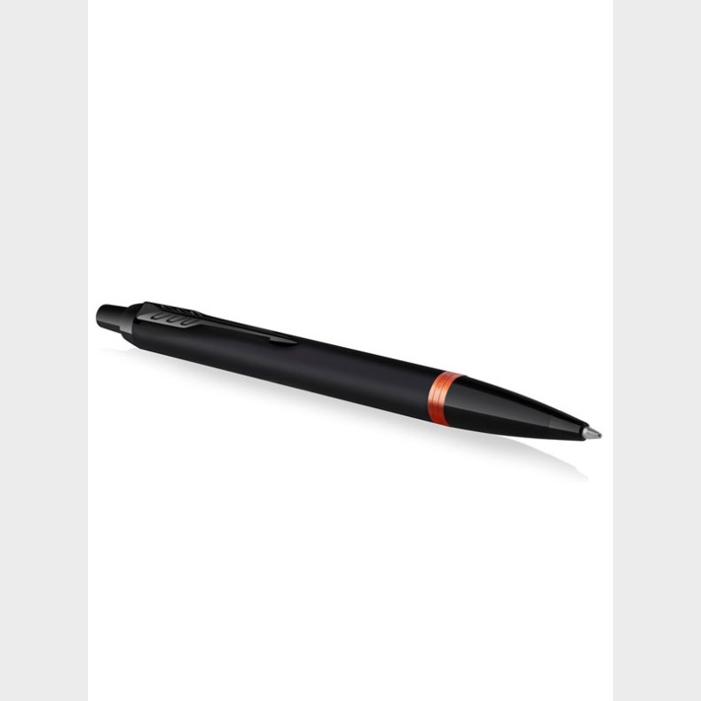 Parker IM Levende ringe kuglepen | Satin sort lak med flammeorange accenter | Medium spids med bl blkpfyldning | Gaveske