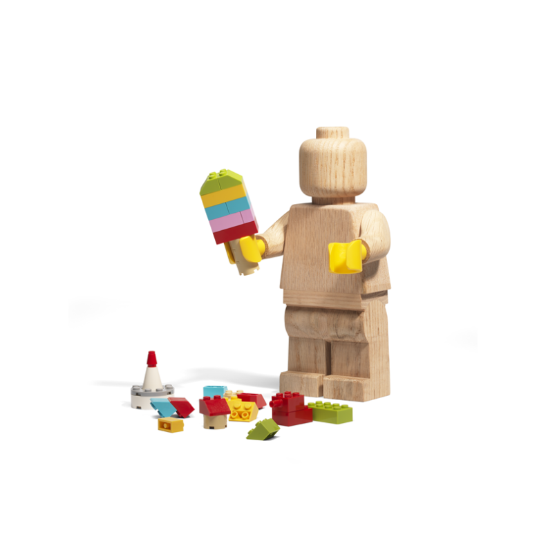 LEGO Stor minifigur i tr, skala 5:1 - Sbebehandlet egetr