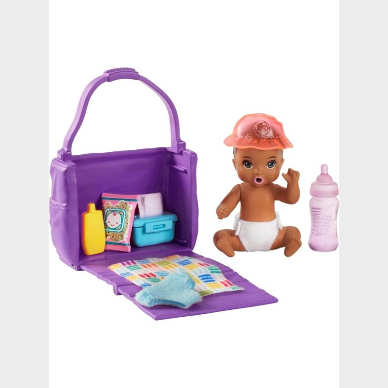 Barbie Skipper Babysitters inc (Baby Changing Playset)